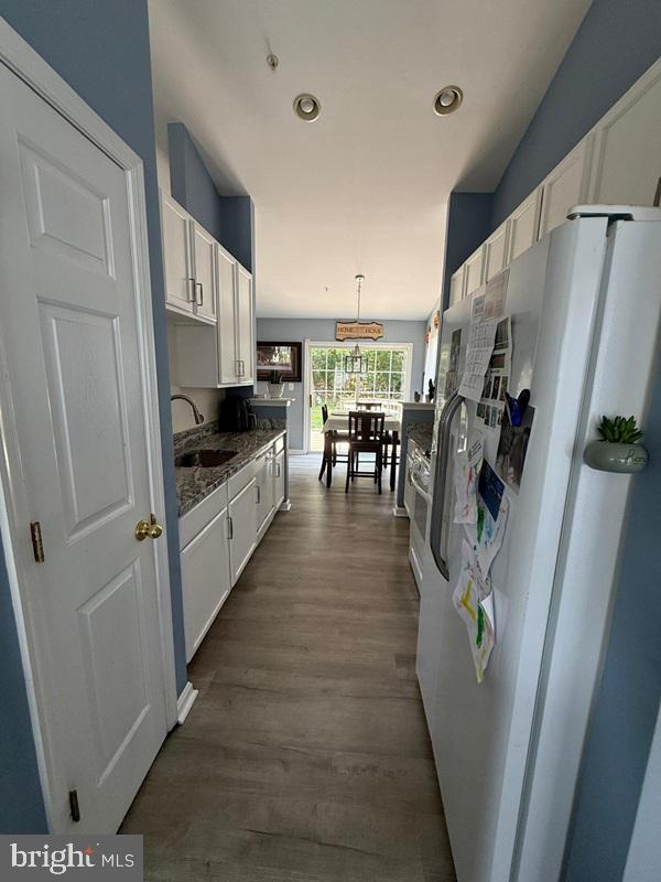 ROSWIL-PLAT FIVE> - Residential