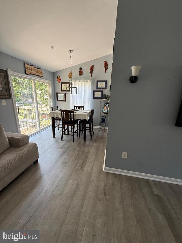 ROSWIL-PLAT FIVE> - Residential