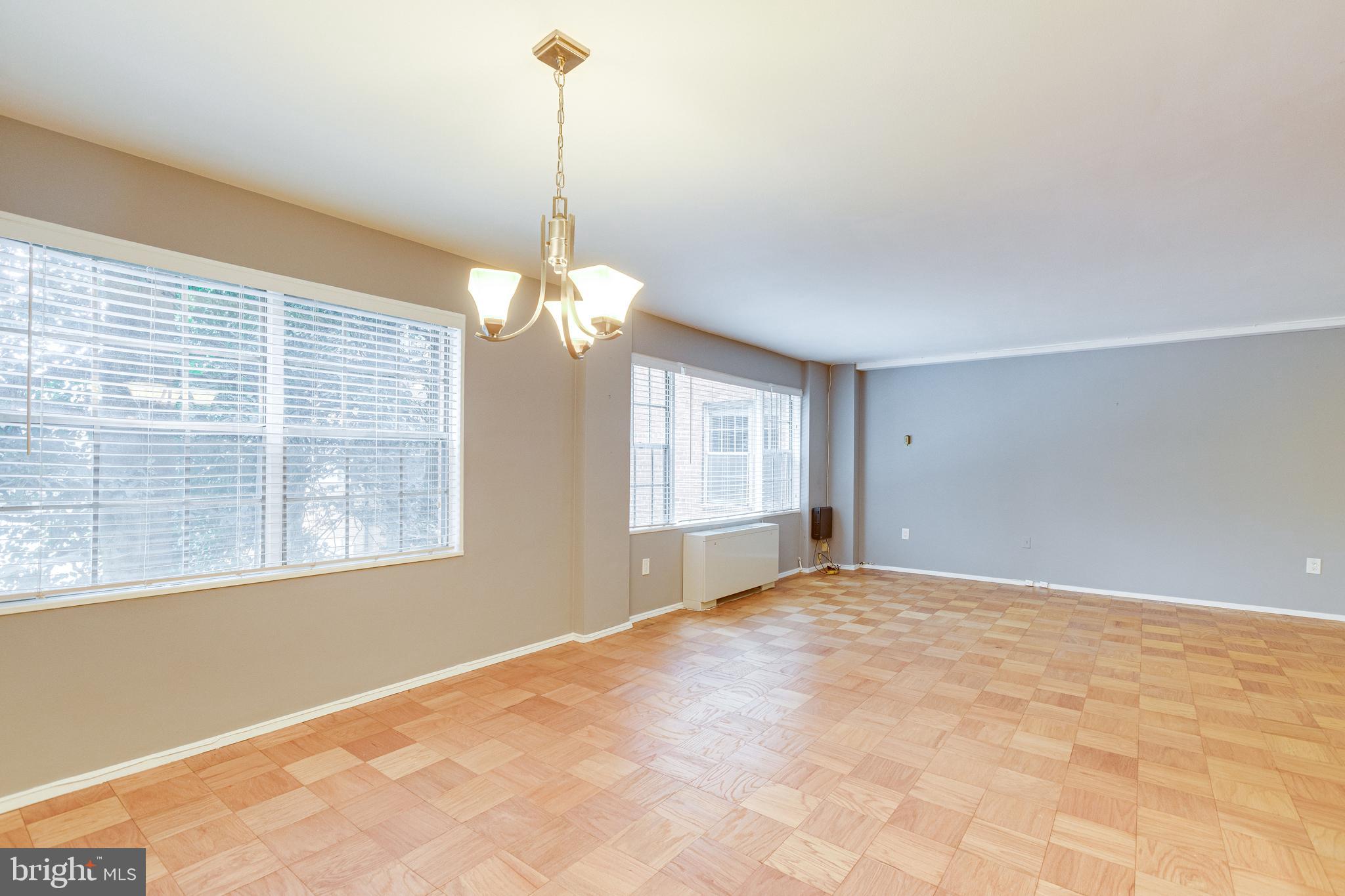 KENWOOD PLACE - Residential