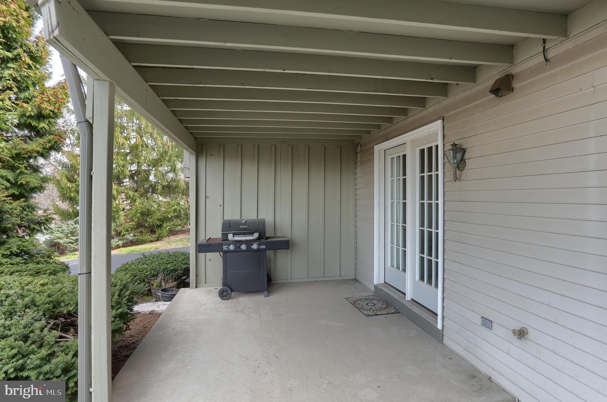 OAKMONT - Residential
