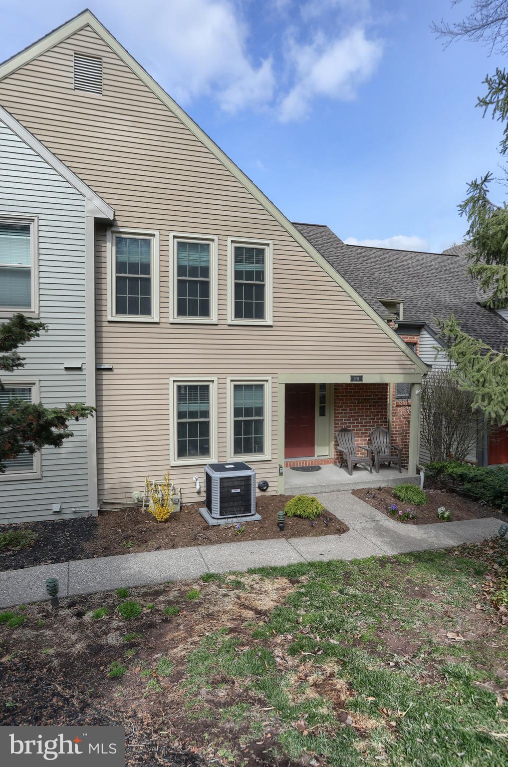 OAKMONT - Residential