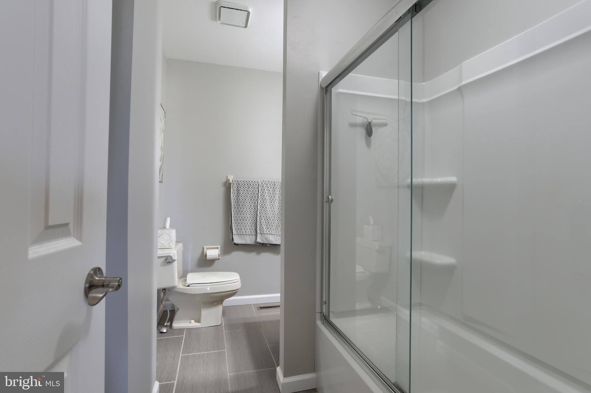 OAKMONT - Residential