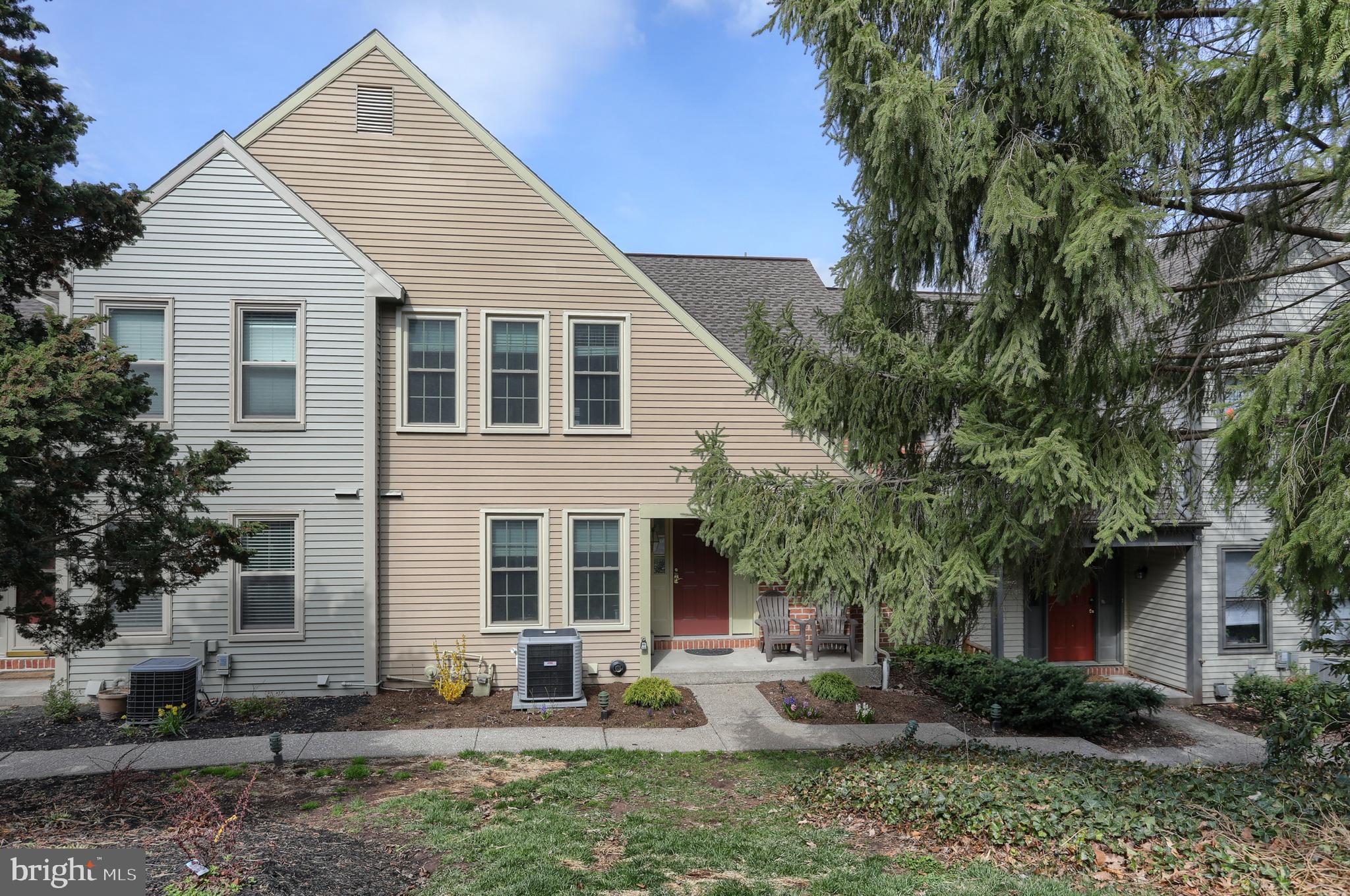 OAKMONT - Residential