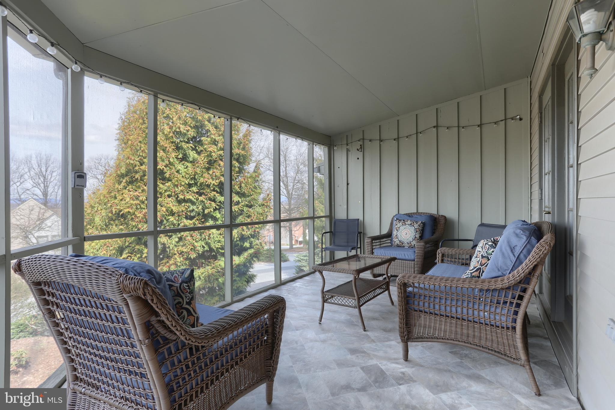 OAKMONT - Residential