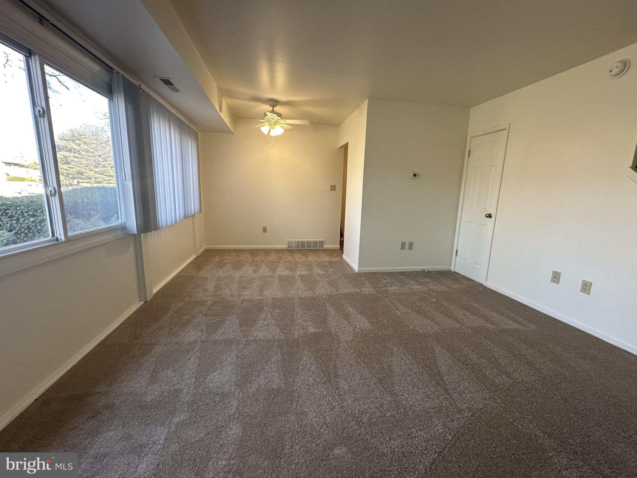 NORTHSIDE TOWNHOUSE APARTMENTS - Residential Lease