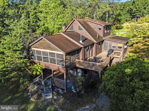 Homes For Sale - 205 Candlewood Lane<br/> GREAT CACAPON, WV 25422