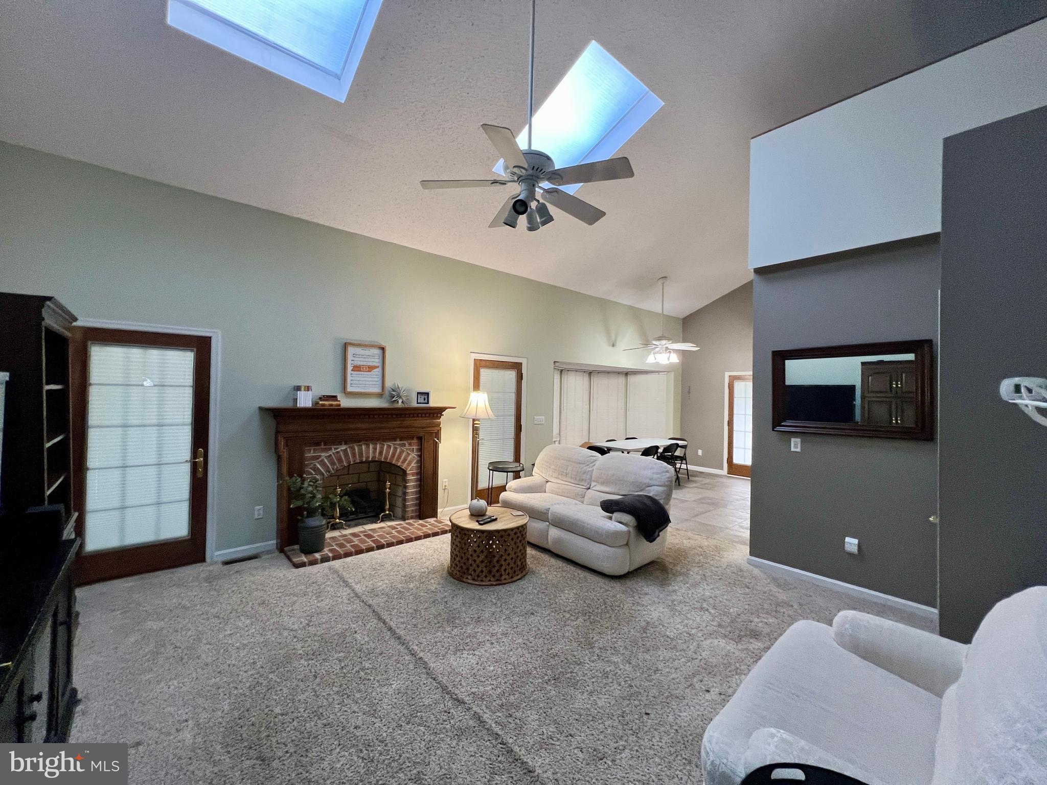 STONEGATE - Residential