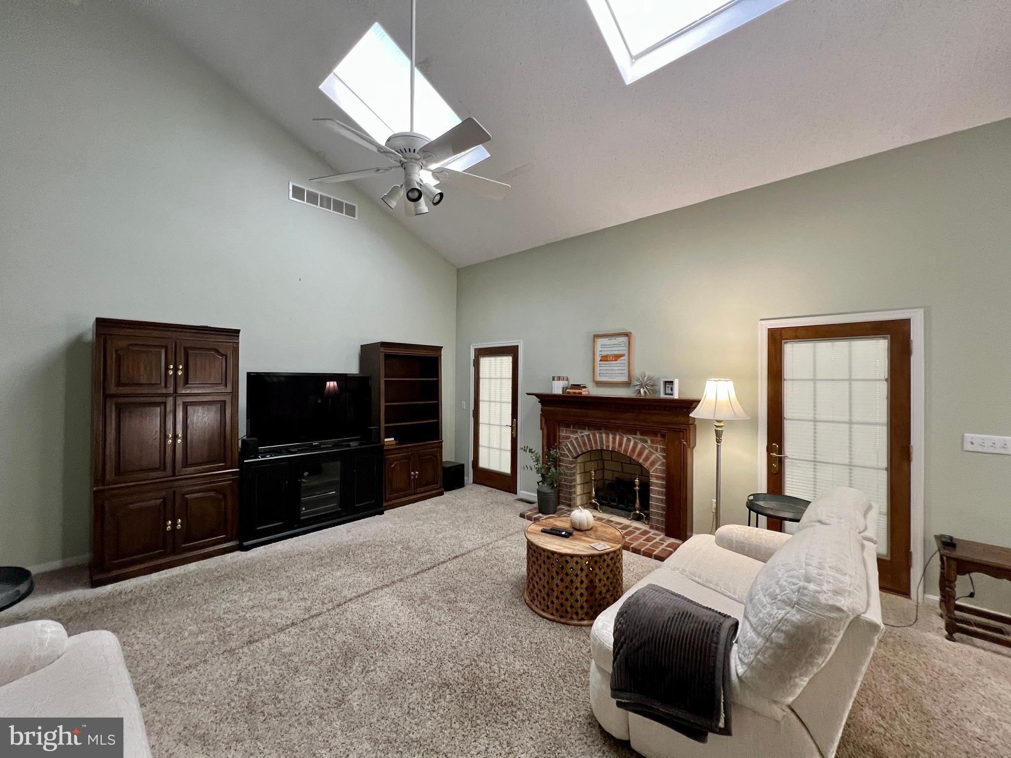 STONEGATE - Residential