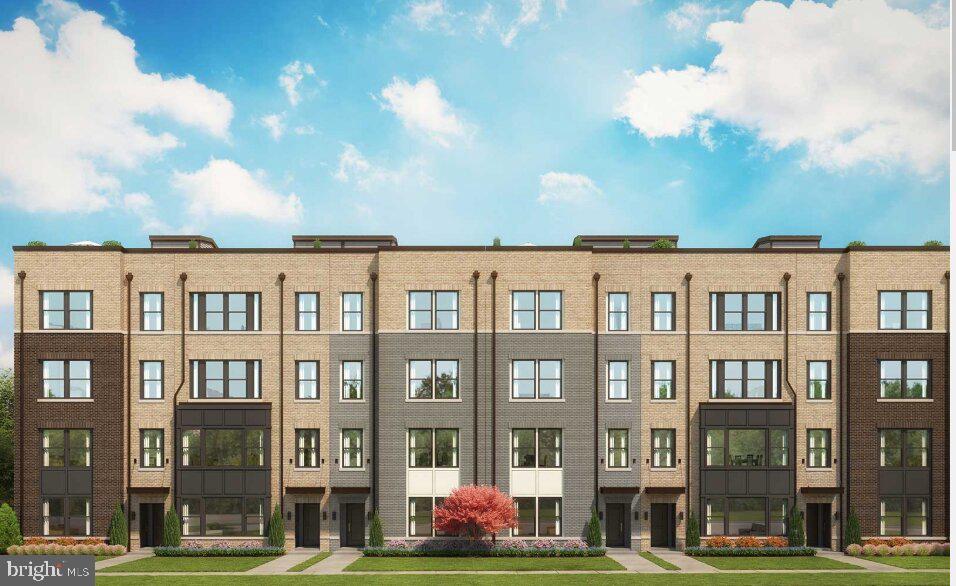 238 VAN BUREN STREET 13