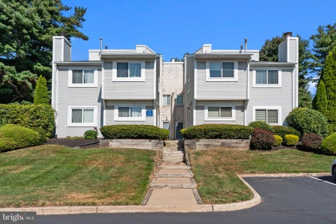 Townhouse For Rent - 3 Hillcroft Way<br/> NEWTOWN, PA 18940