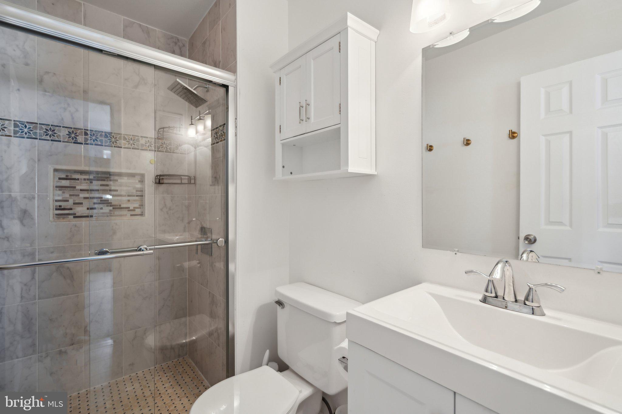 KEENE MILL WOODS - Residential