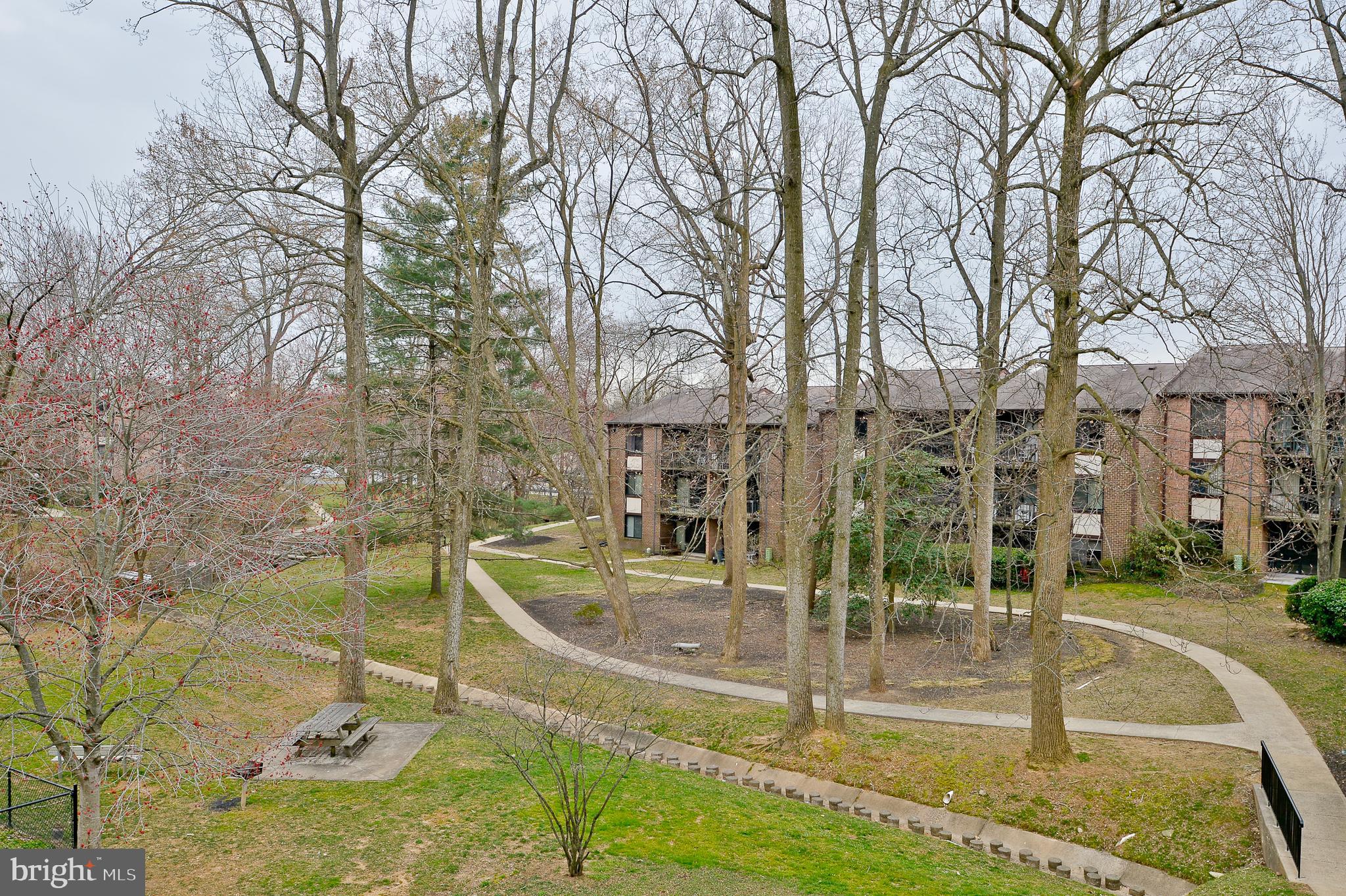 HAWTHORNE VILLAGE - Residential Lease