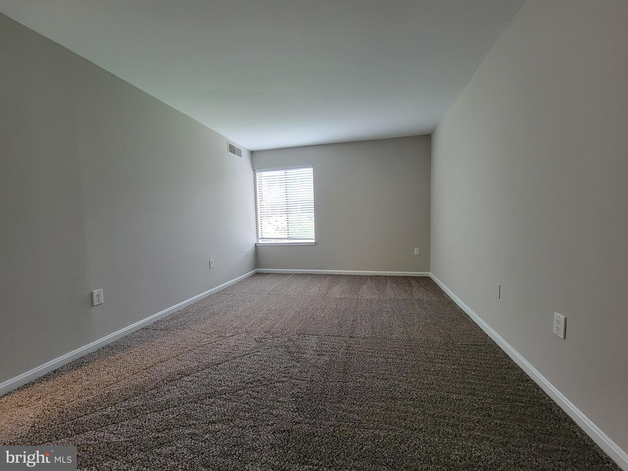 HAWTHORNE VILLAGE - Residential Lease