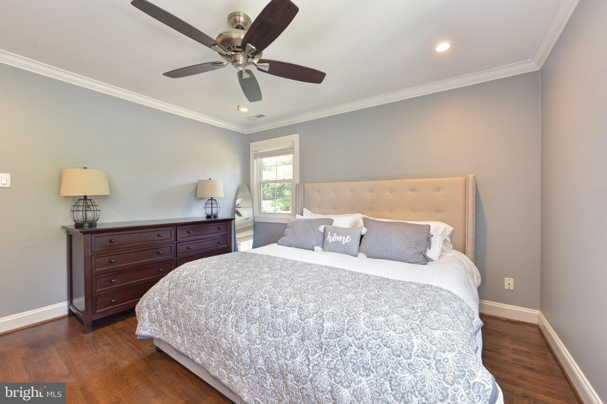 ROSEMONT - Residential