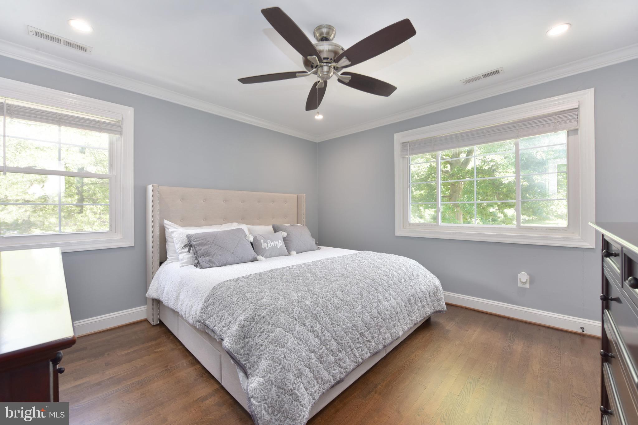 ROSEMONT - Residential
