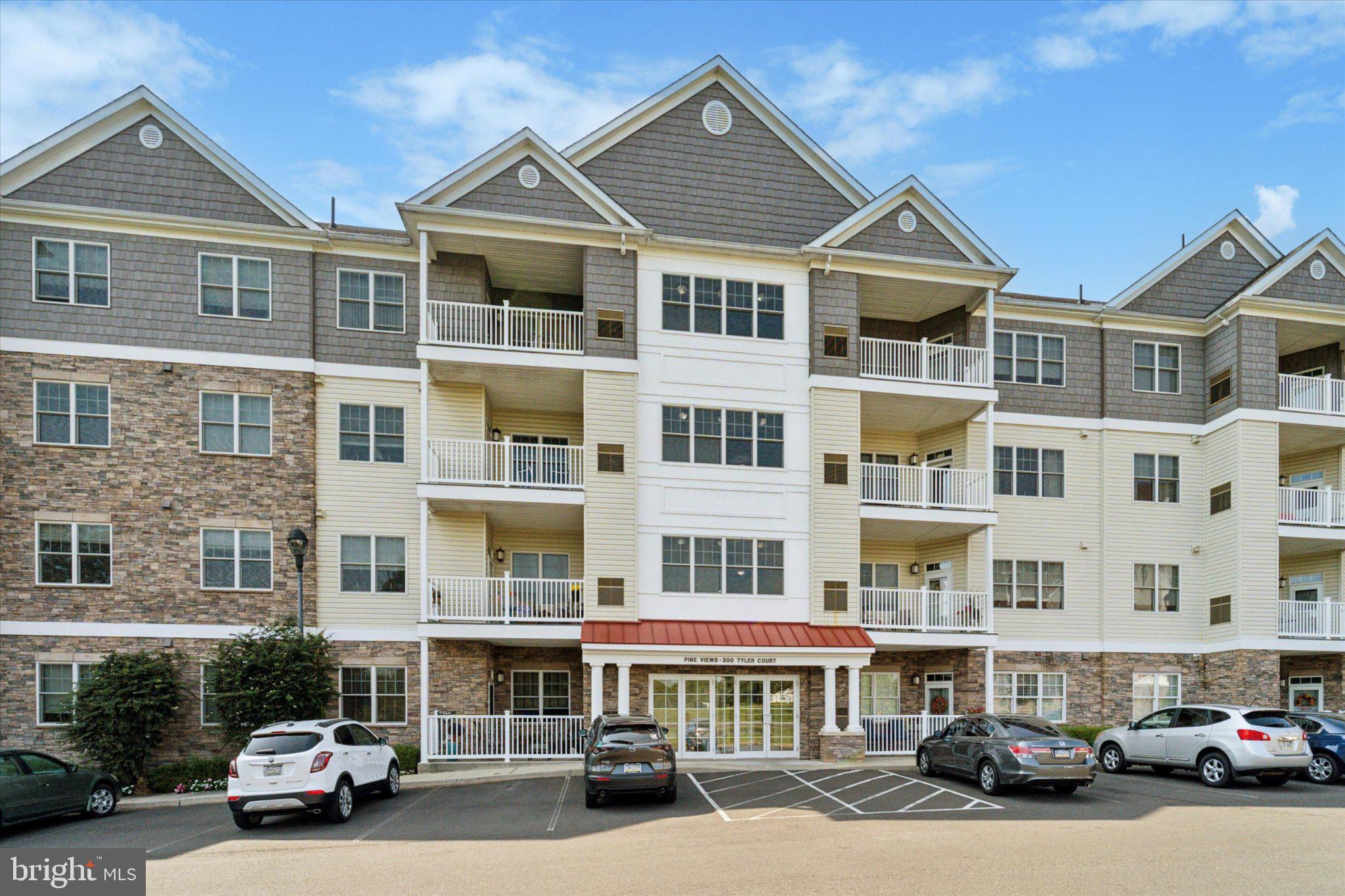 THE VILLAGES AT PINE VALLEY - Residential