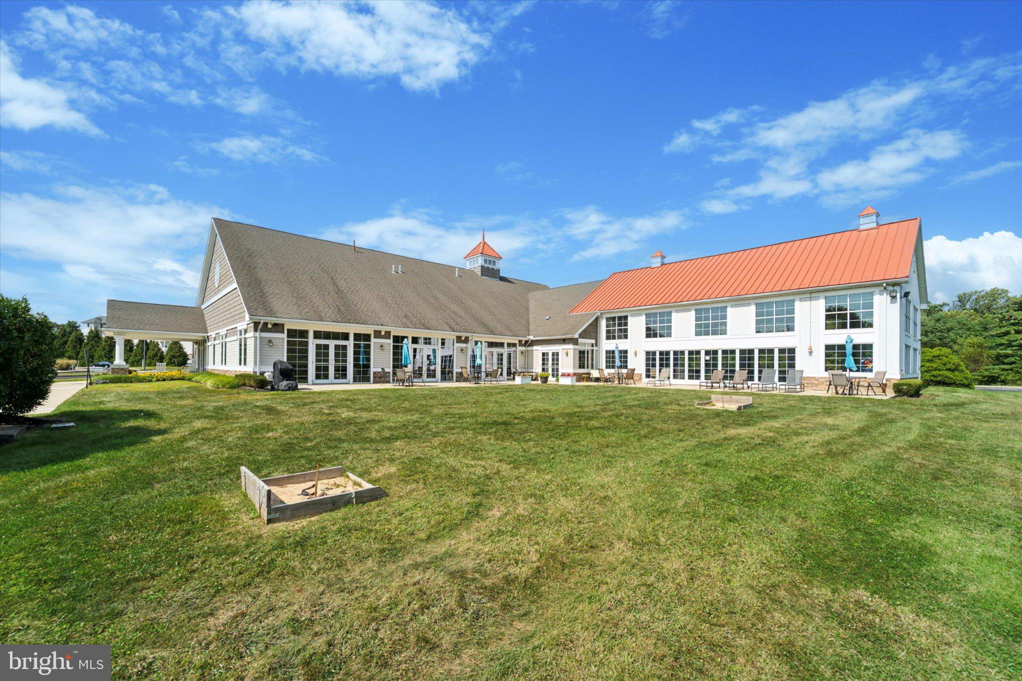 THE VILLAGES AT PINE VALLEY - Residential