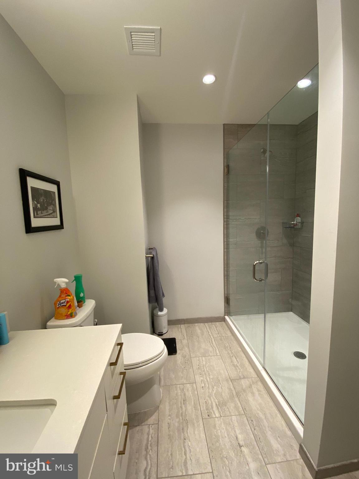 SOCIETY HILL - Residential Lease