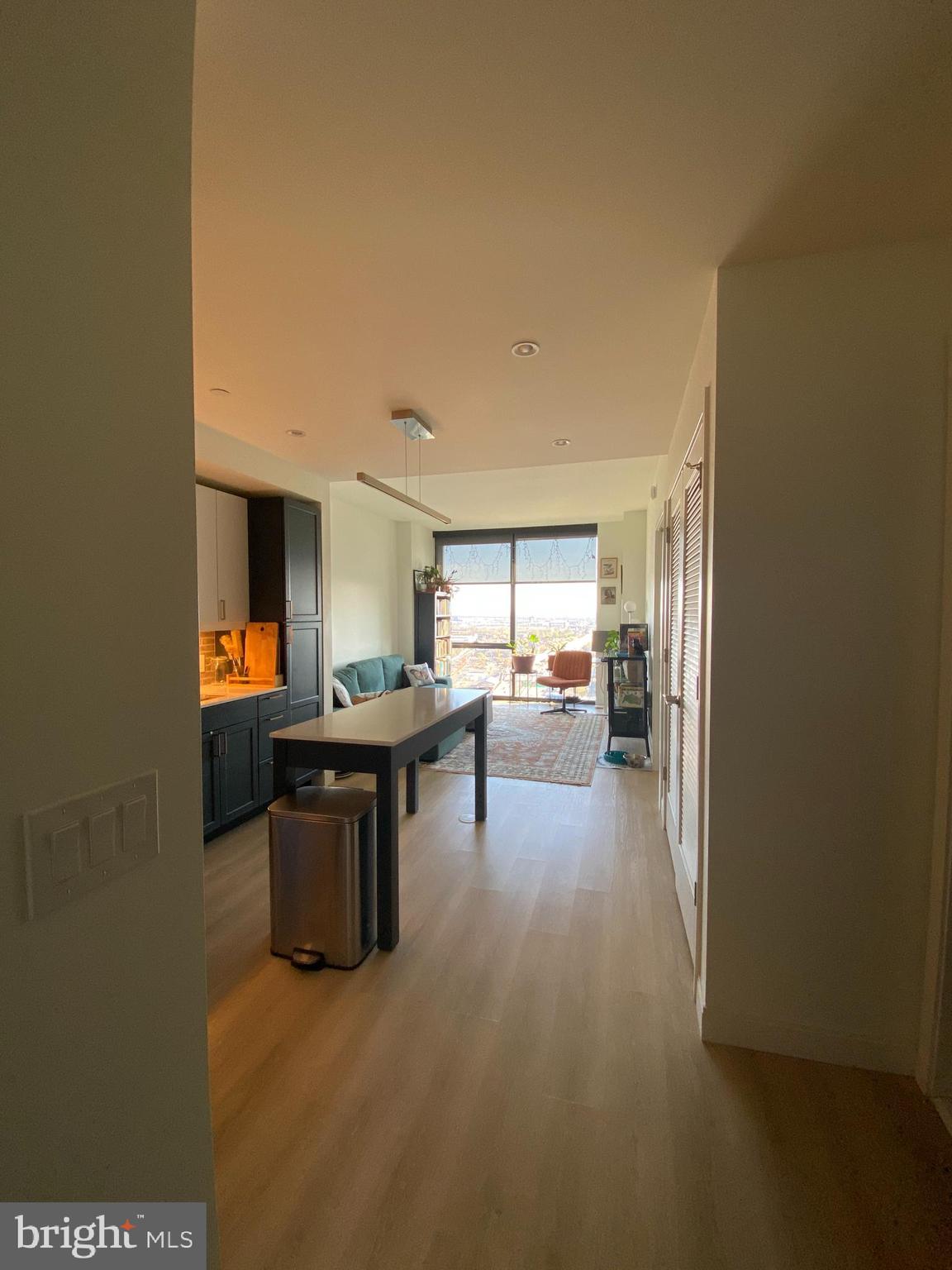 SOCIETY HILL - Residential Lease