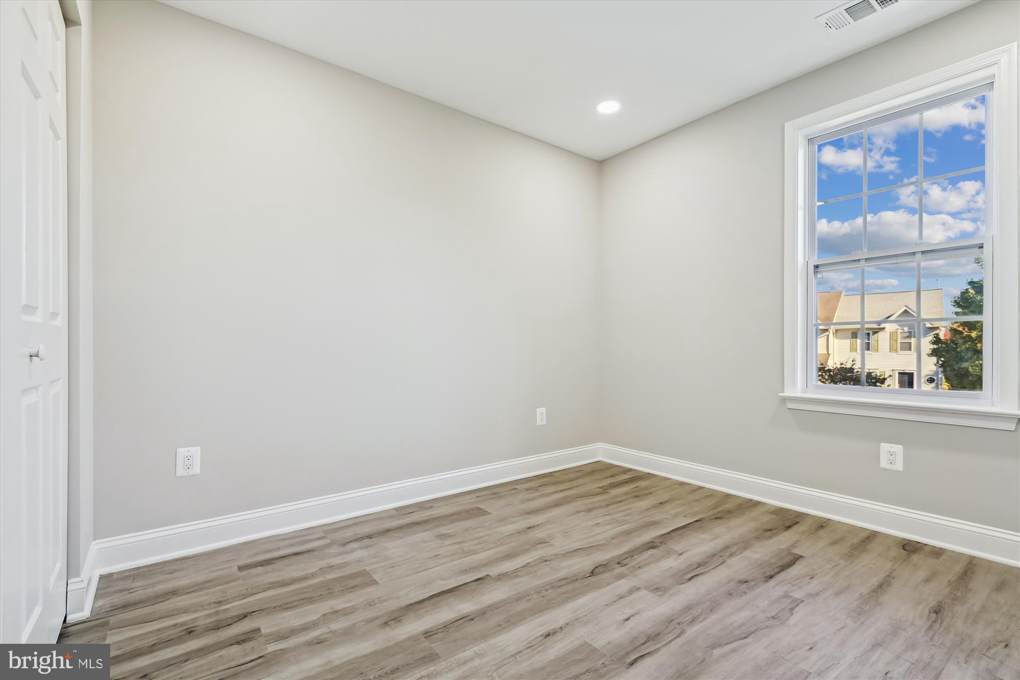 VILLAGE OF DEER PARK - Residential