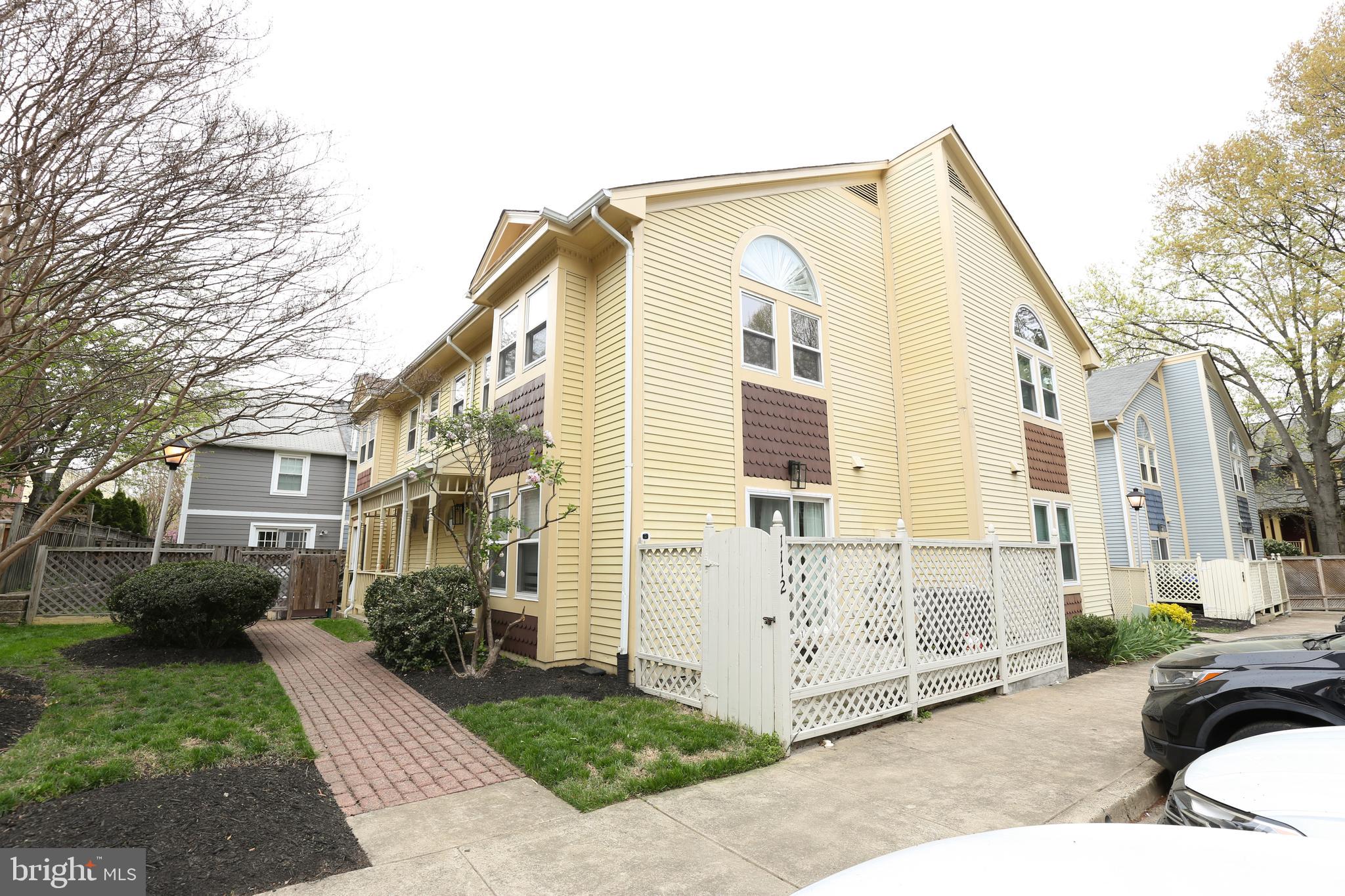 VICTORIA AT BALLSTON - Residential