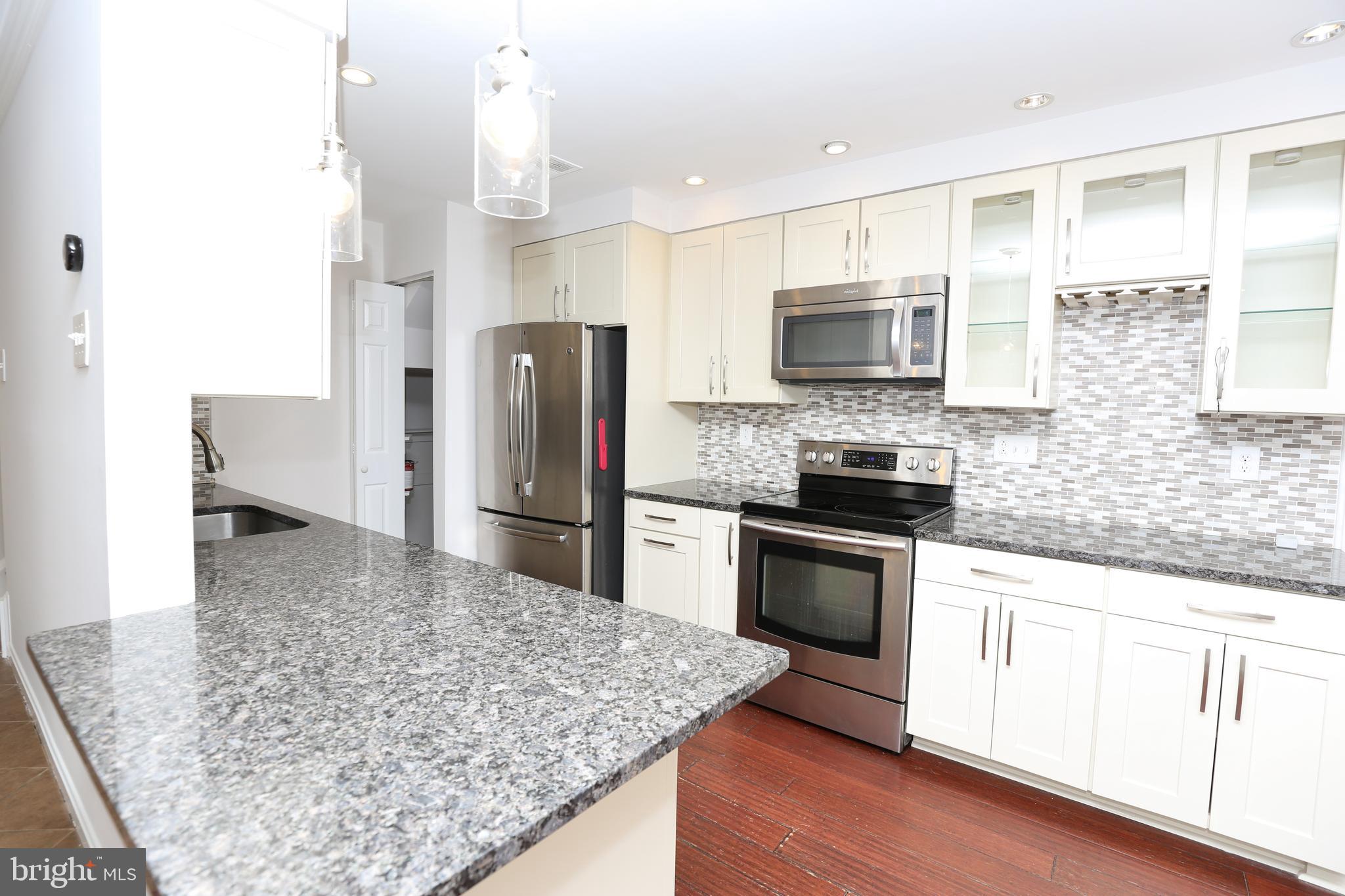 VICTORIA AT BALLSTON - Residential