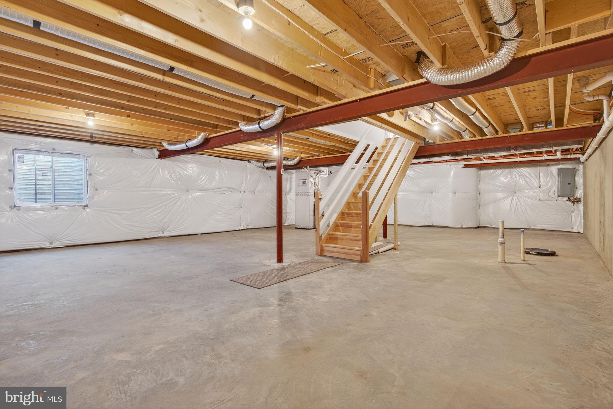 PARADISE VILLAGE - Residential