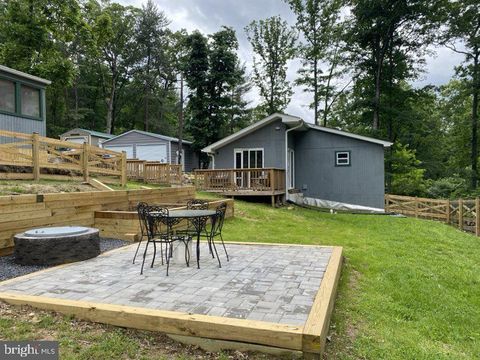 14 JOHNS ROAD AUGUSTA WV 26704