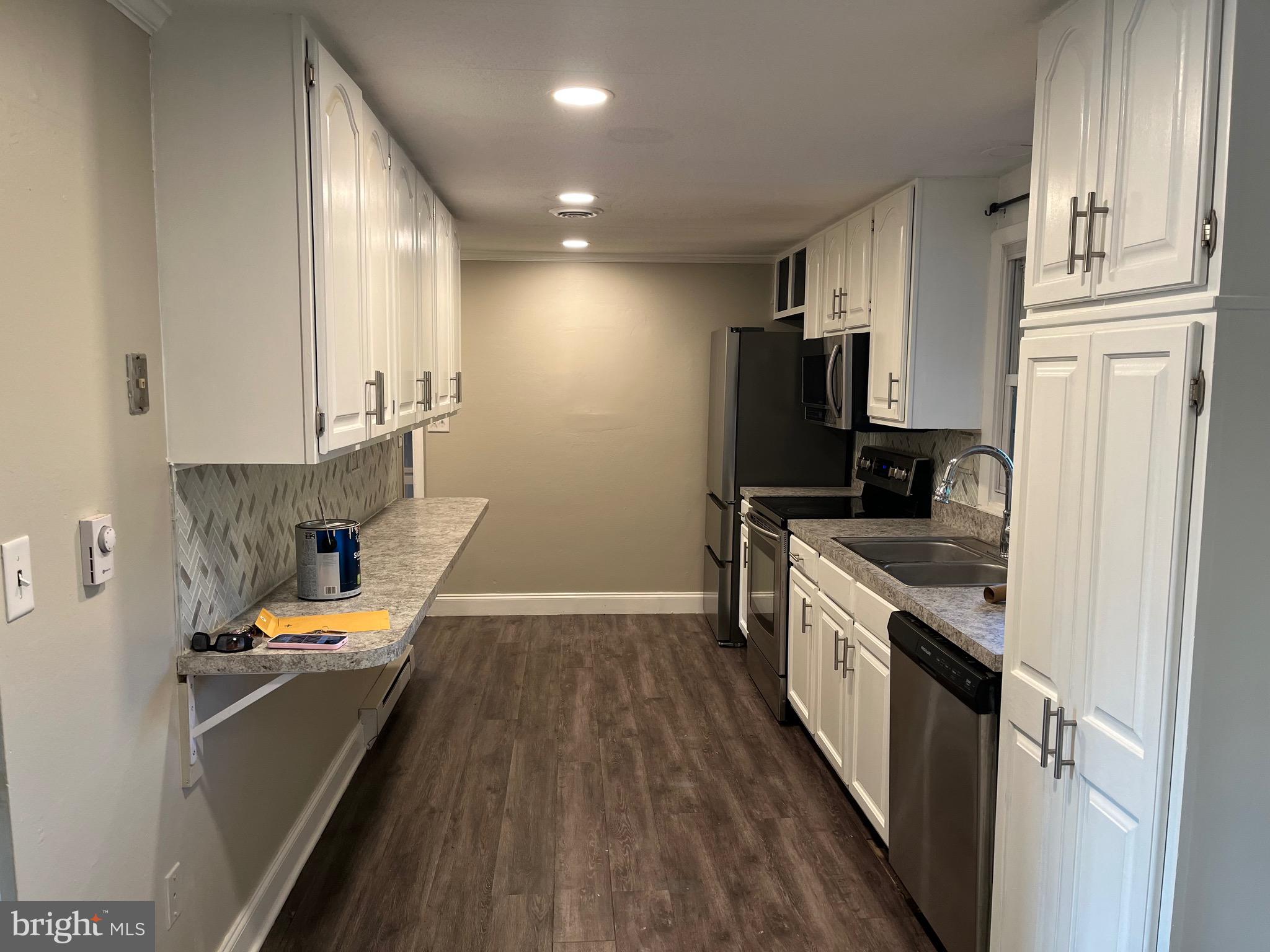 COUNTRY - Residential