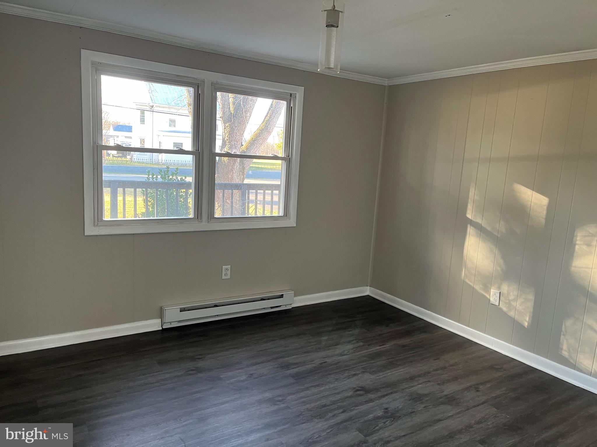 COUNTRY - Residential