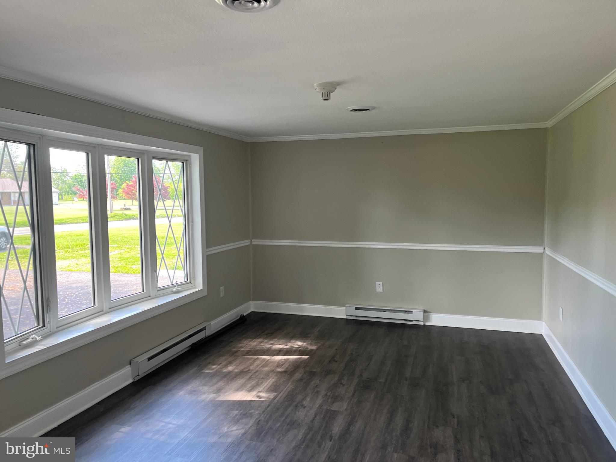 COUNTRY - Residential