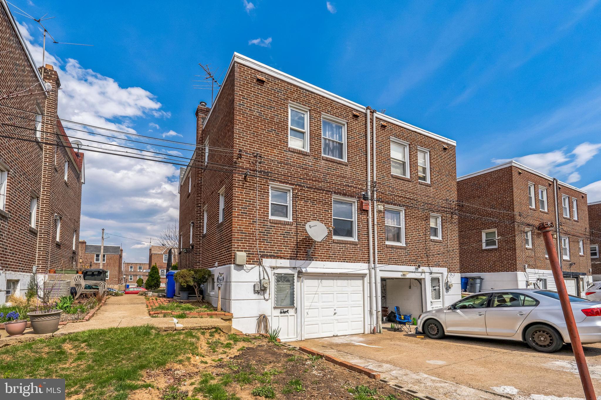 PHILADELPHIA (NORTHEAST) - Residential