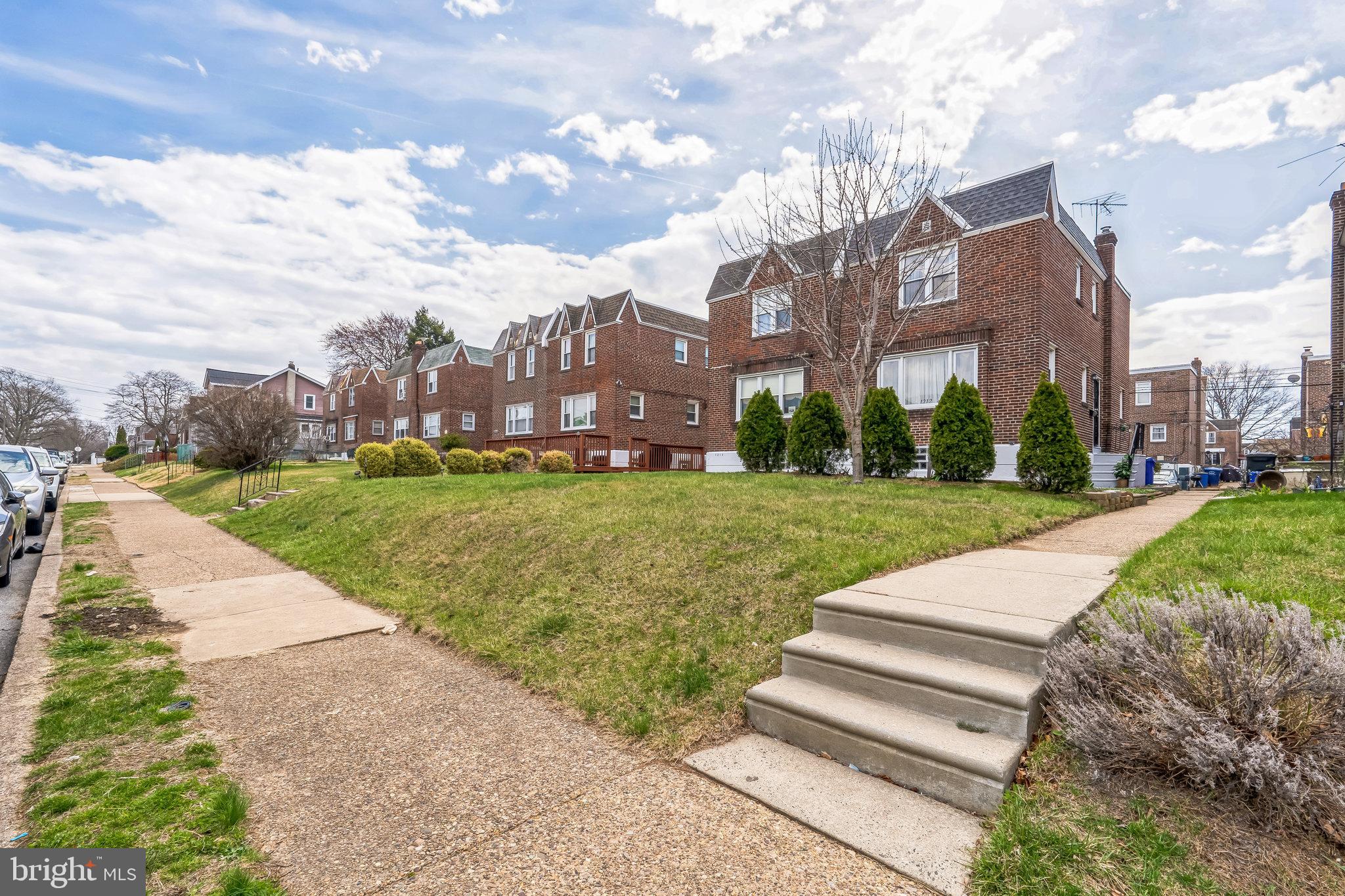 PHILADELPHIA (NORTHEAST) - Residential