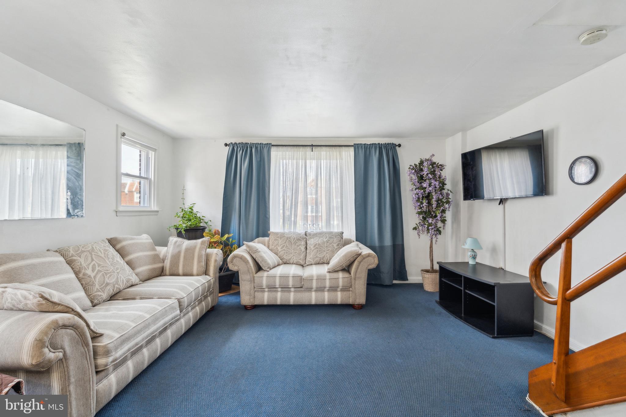 PHILADELPHIA (NORTHEAST) - Residential