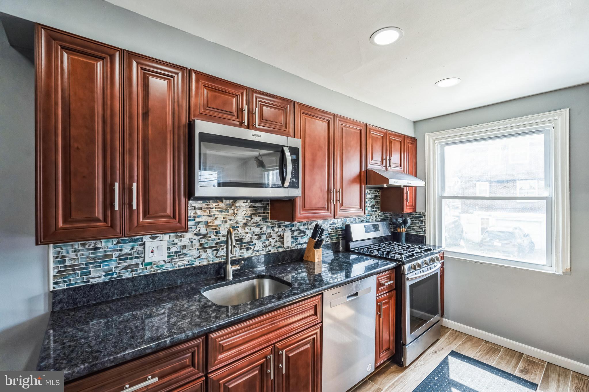 PHILADELPHIA (NORTHEAST) - Residential