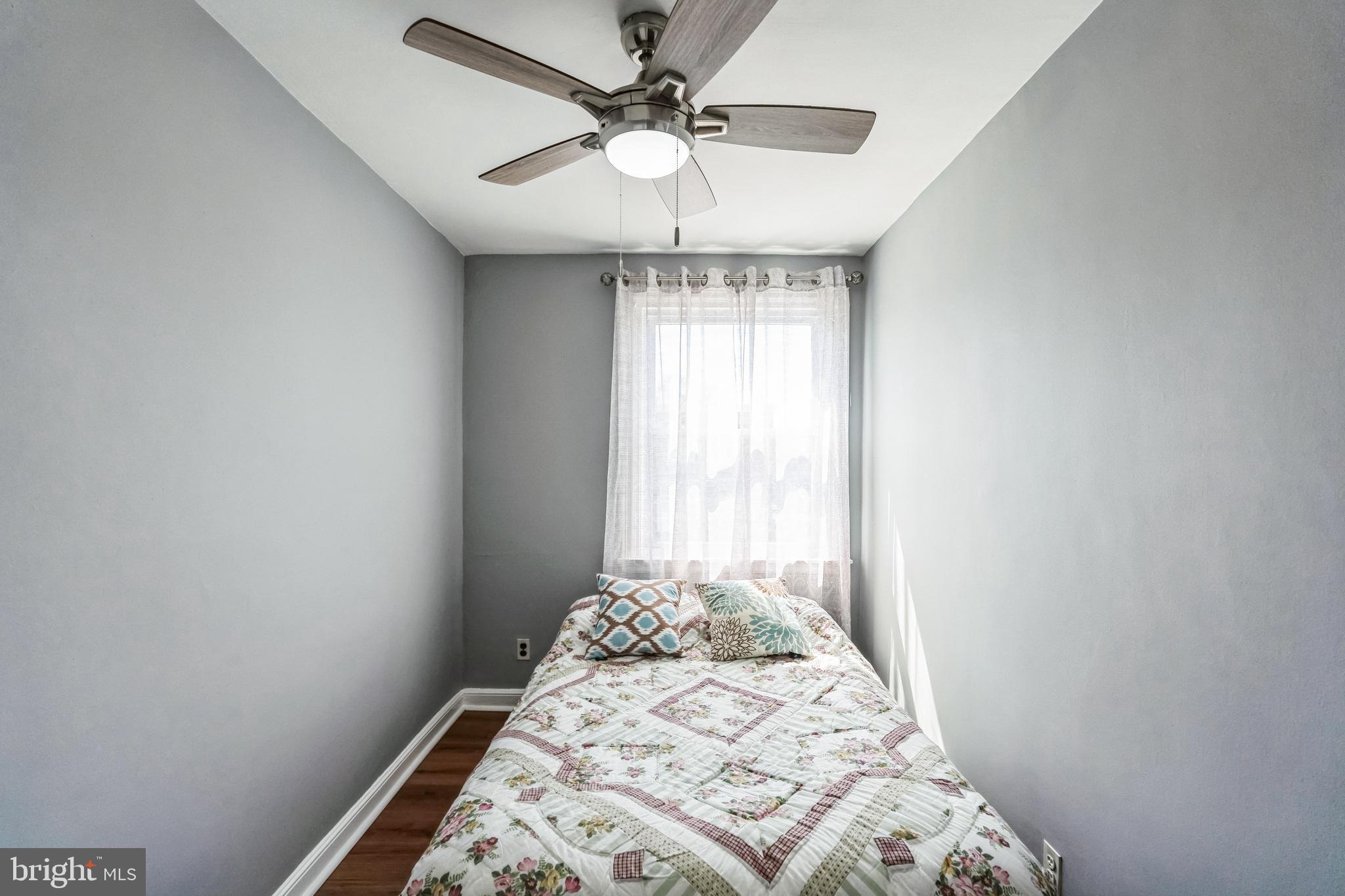 PHILADELPHIA (NORTHEAST) - Residential