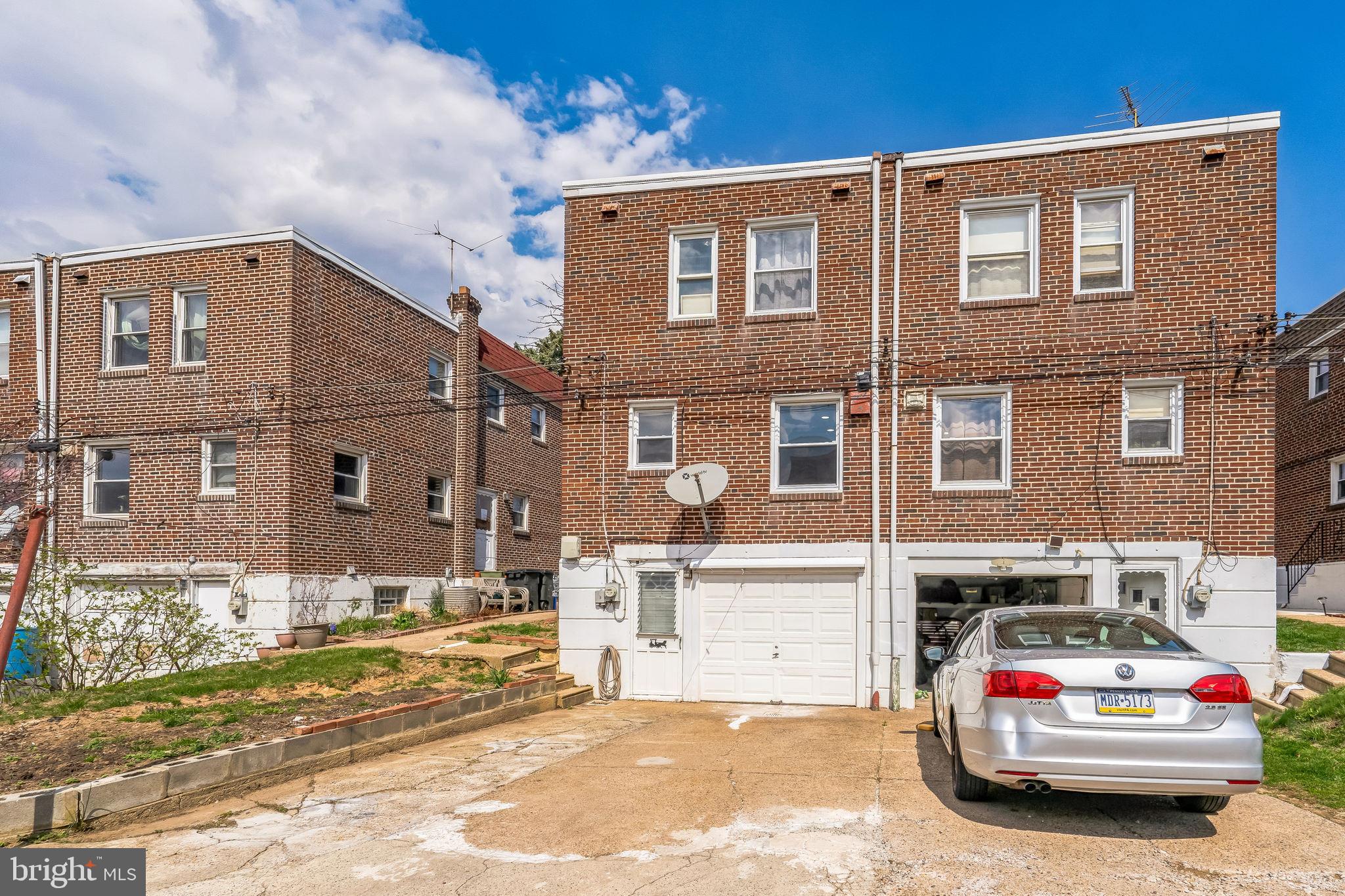 PHILADELPHIA (NORTHEAST) - Residential