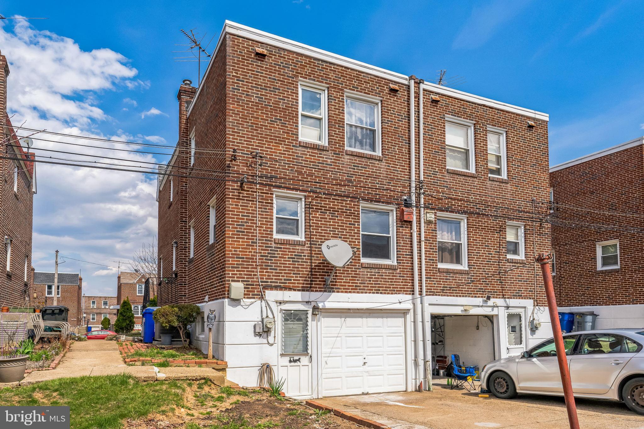 PHILADELPHIA (NORTHEAST) - Residential