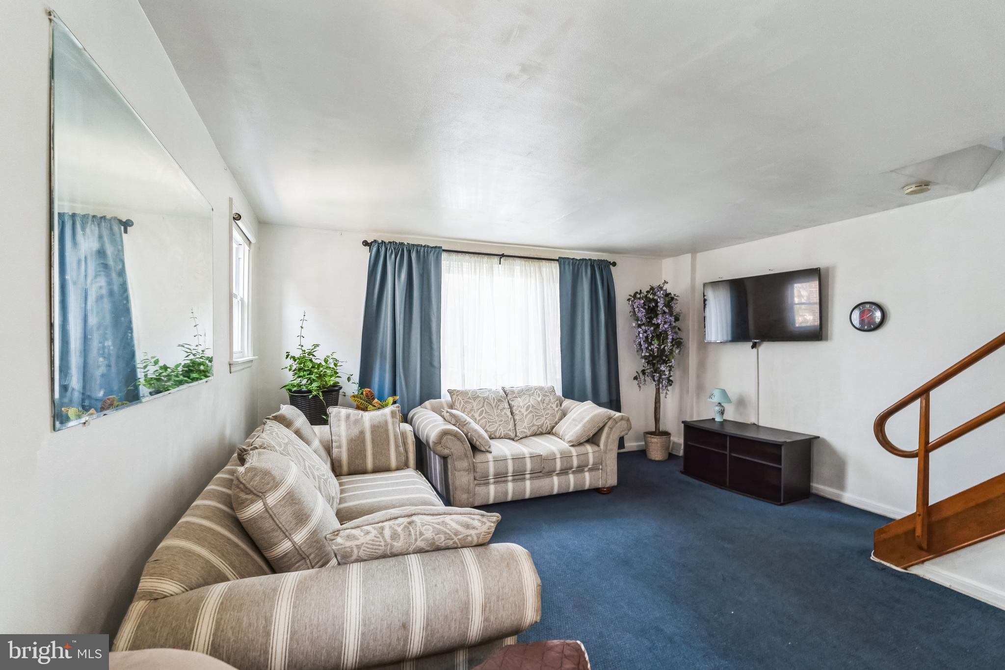 PHILADELPHIA (NORTHEAST) - Residential