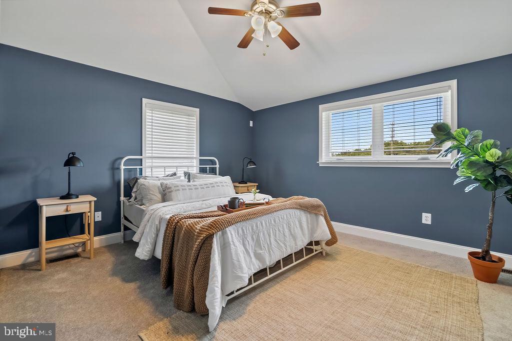 CORNS MANOR - Residential