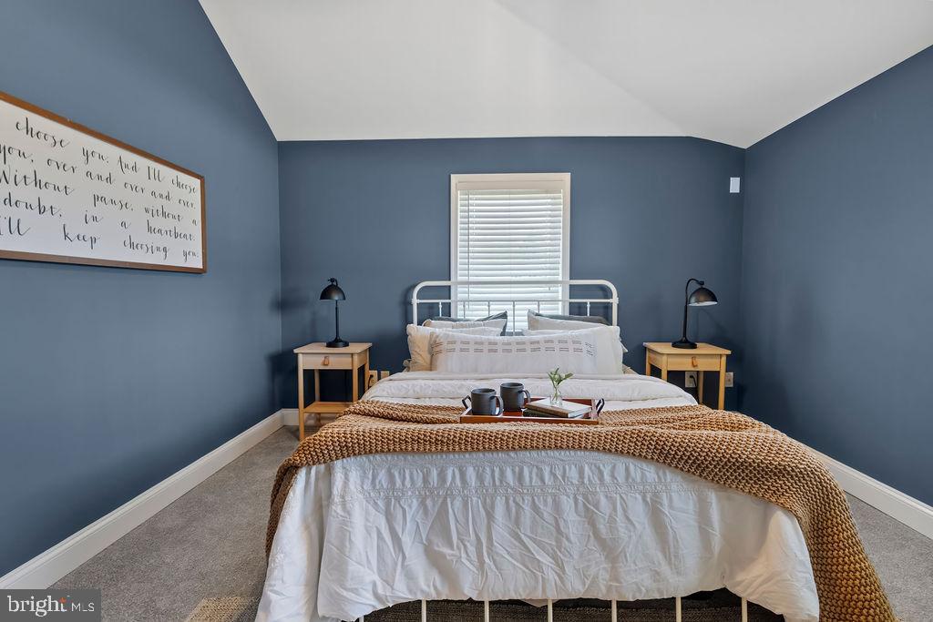 CORNS MANOR - Residential