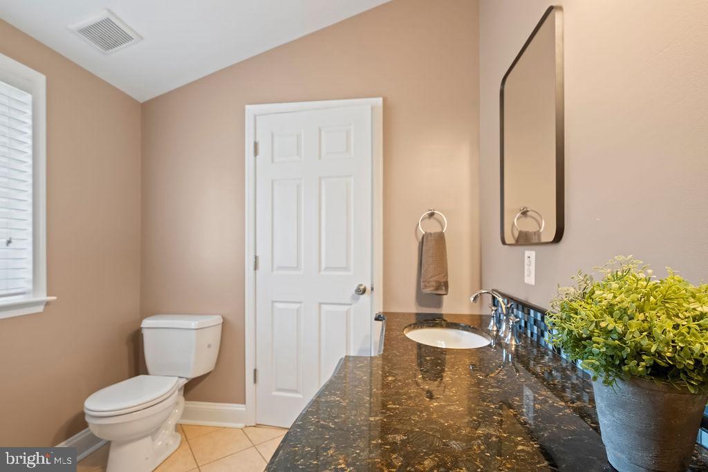 CORNS MANOR - Residential