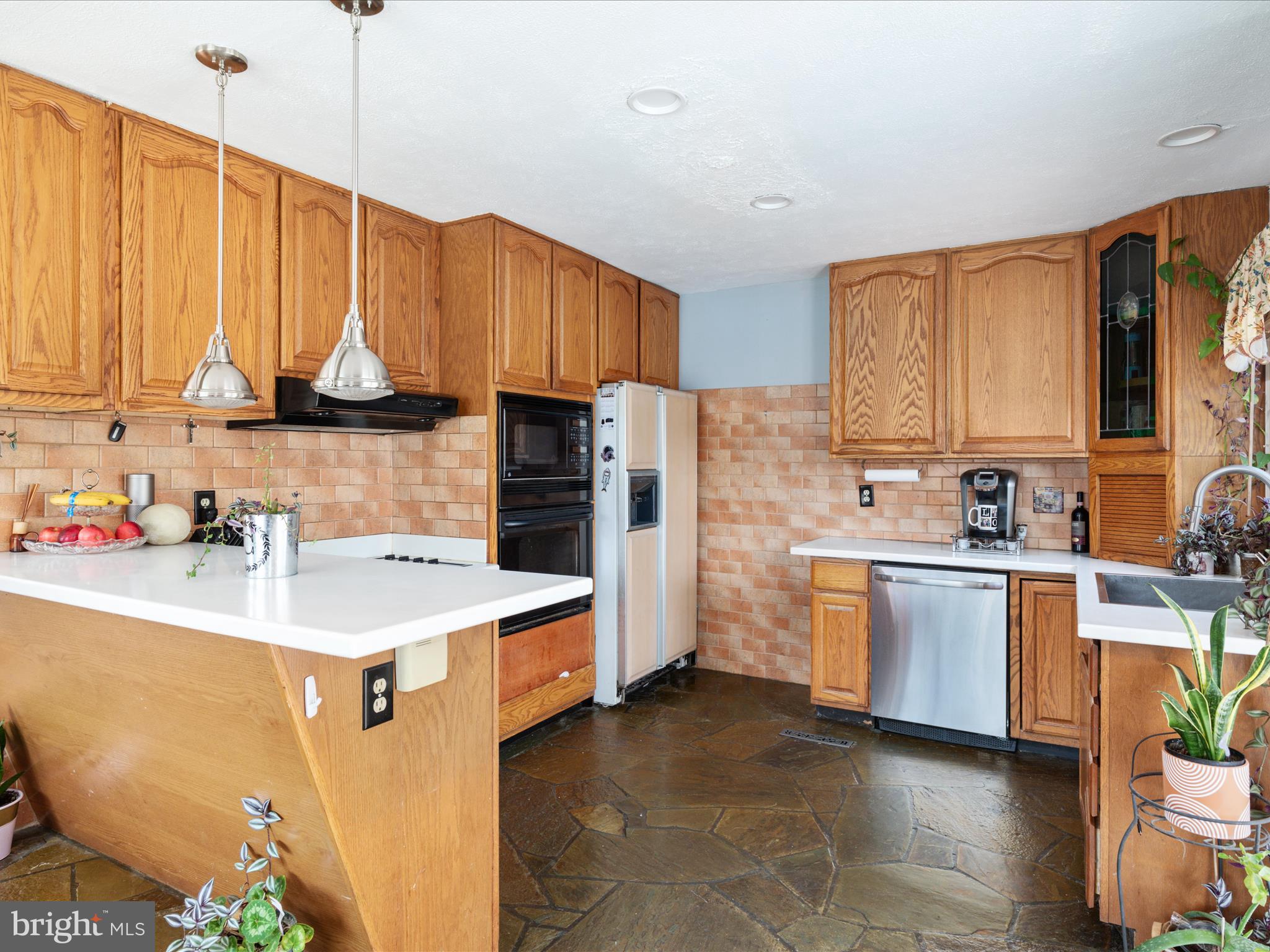 HARRY HOSKINS - Residential