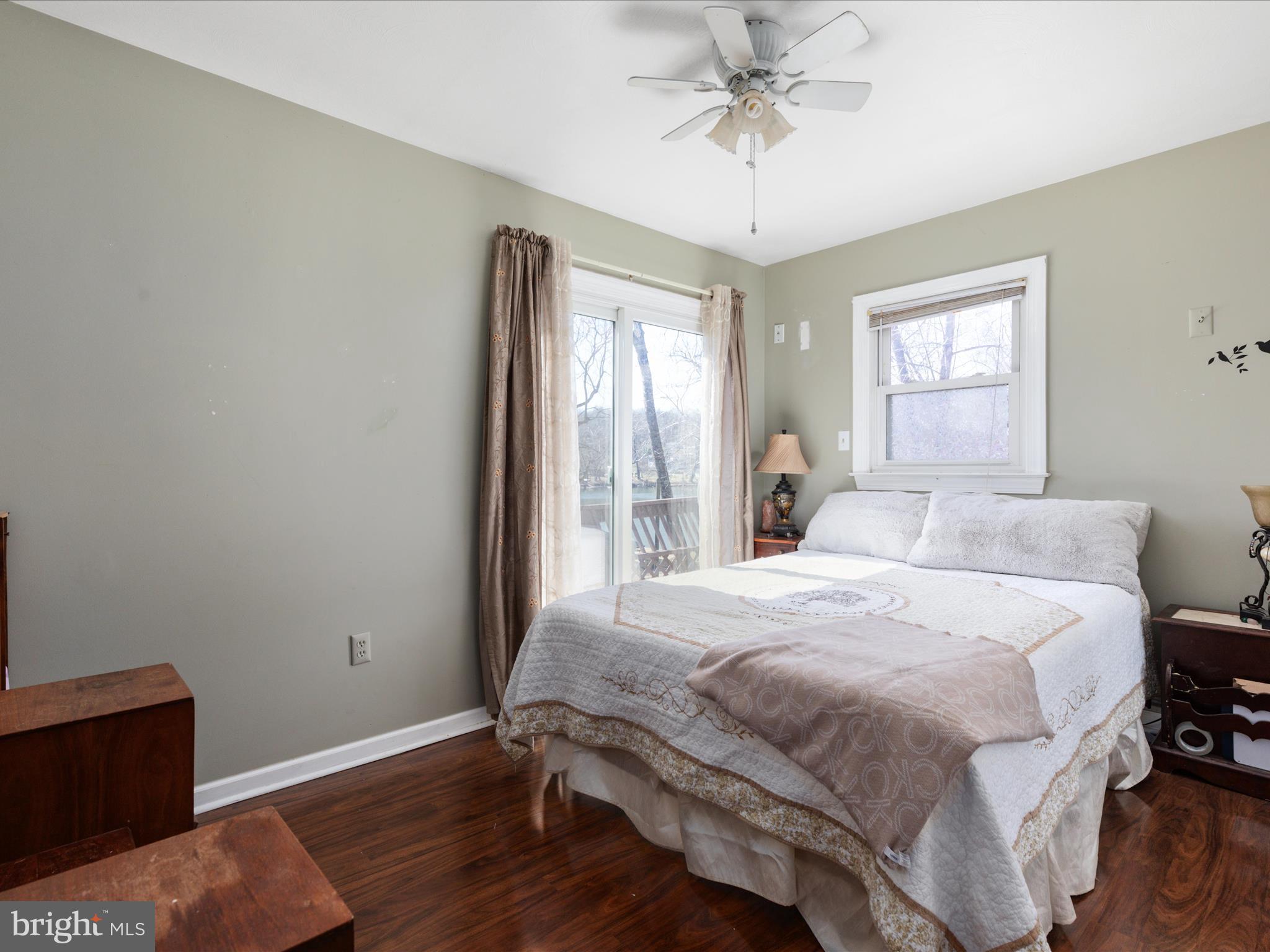 HARRY HOSKINS - Residential