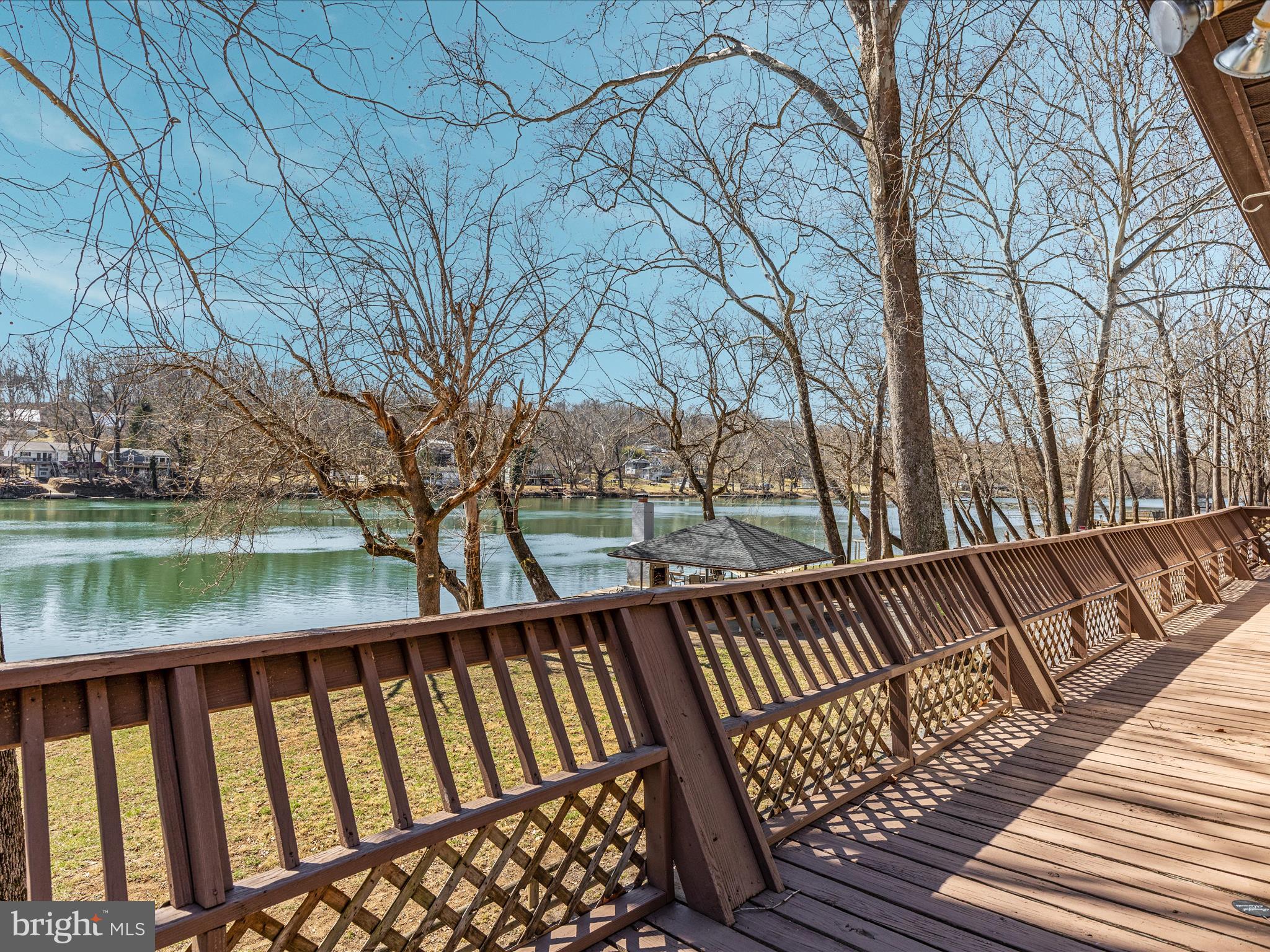 HARRY HOSKINS - Residential