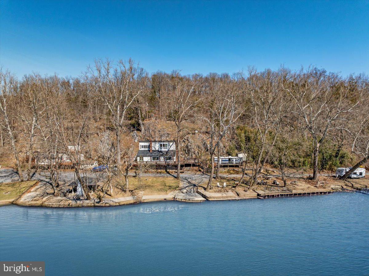 HARRY HOSKINS - Residential