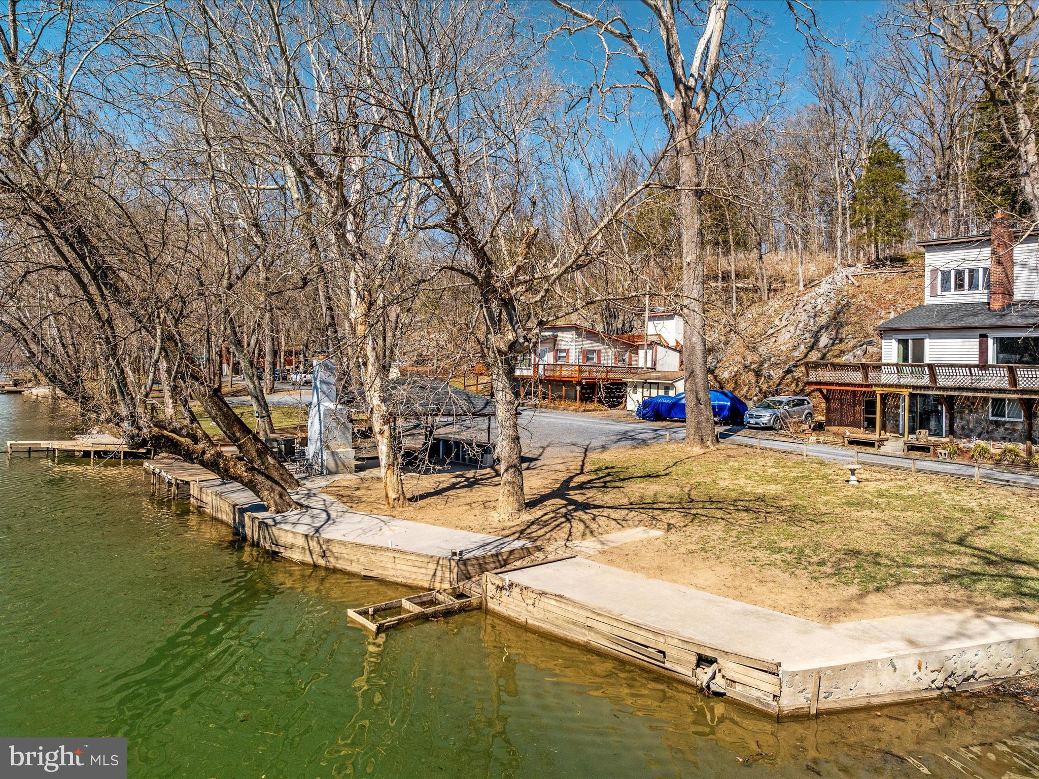 HARRY HOSKINS - Residential