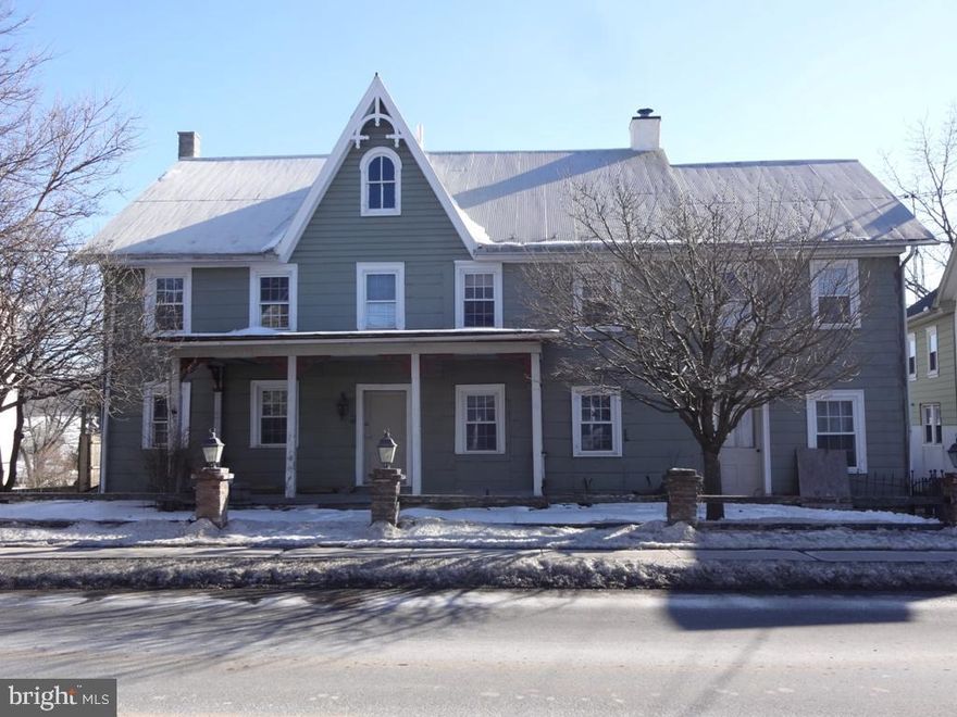 So much charm in this historic 1800s log home that boasts original wide plank wood flooring, country kitchen with exposed beams, and what was once a Cobbler's Shop.  This very large house offers plenty of closets and storage solutions to go with all the living space.  Beautifully situated in picturesque village of Churchtown.