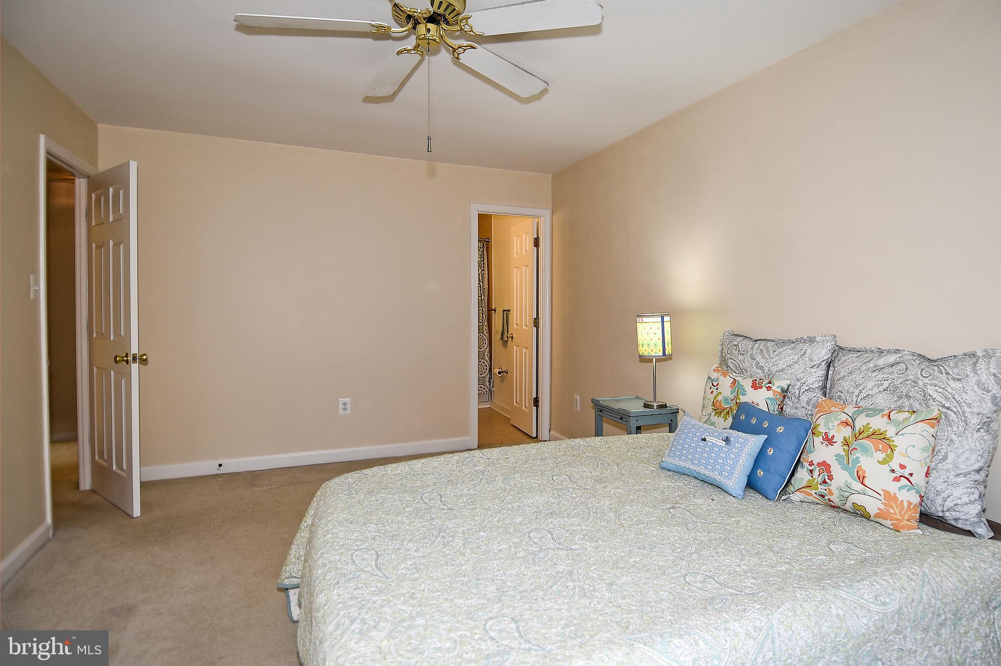 BURKE CENTRE - Residential