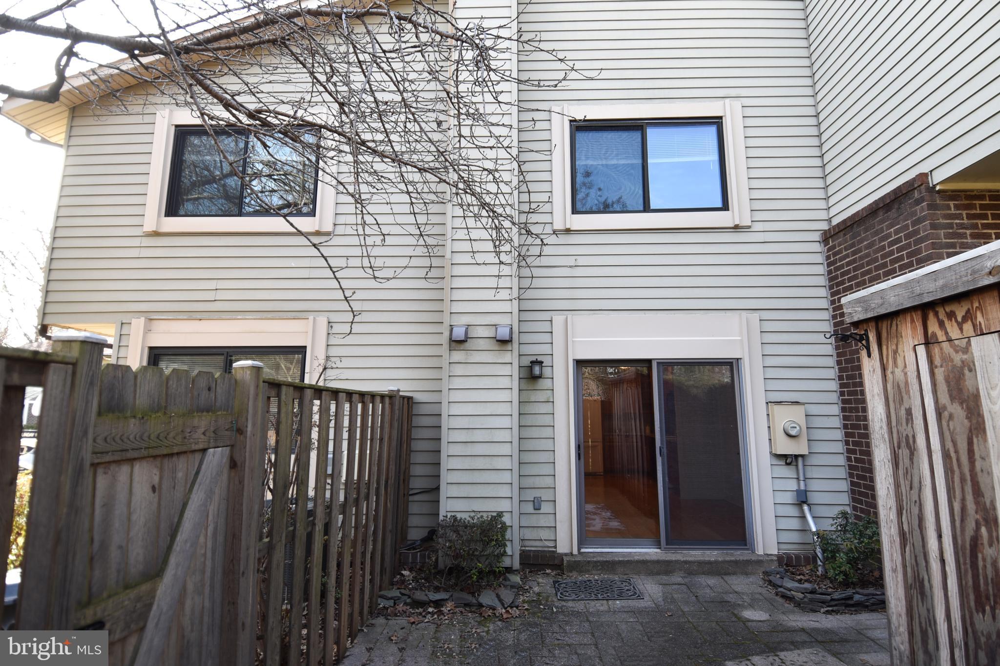 BURKE CENTRE - Residential